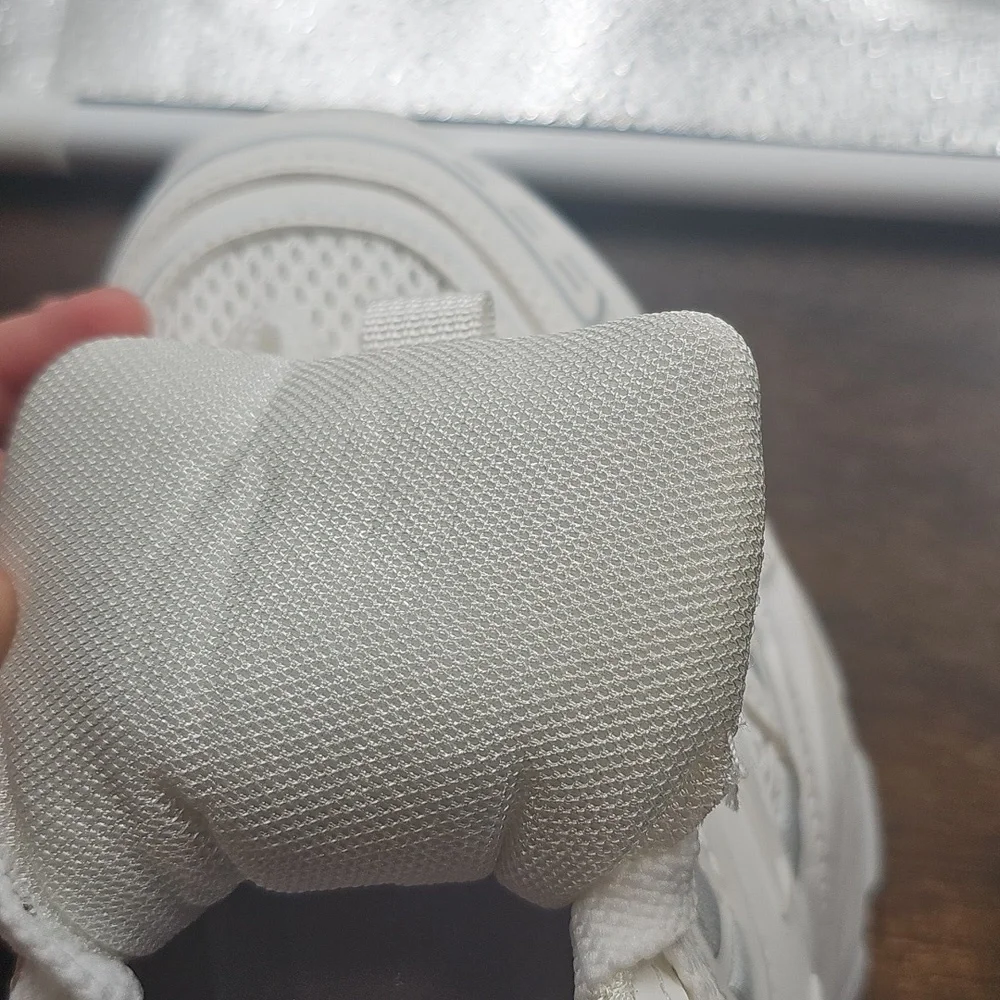 A Women Non Brand White Sneaker Tennis Athletic Shoes 10.5